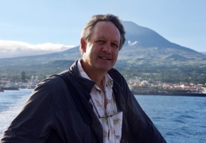 "We can learn from islands that it is not a lost cause to think about climate change and addressing world problems": George Roderick interviewed for cE3c
